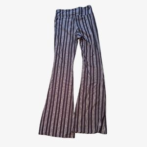Black & White Flare Leggings